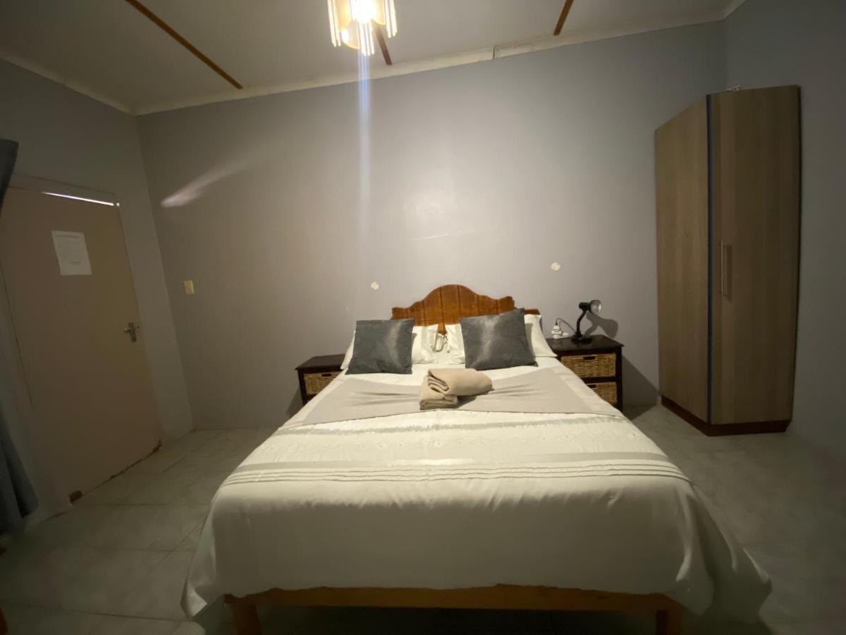 צומב El-Kole Bed And Breakfast מראה חיצוני תמונה